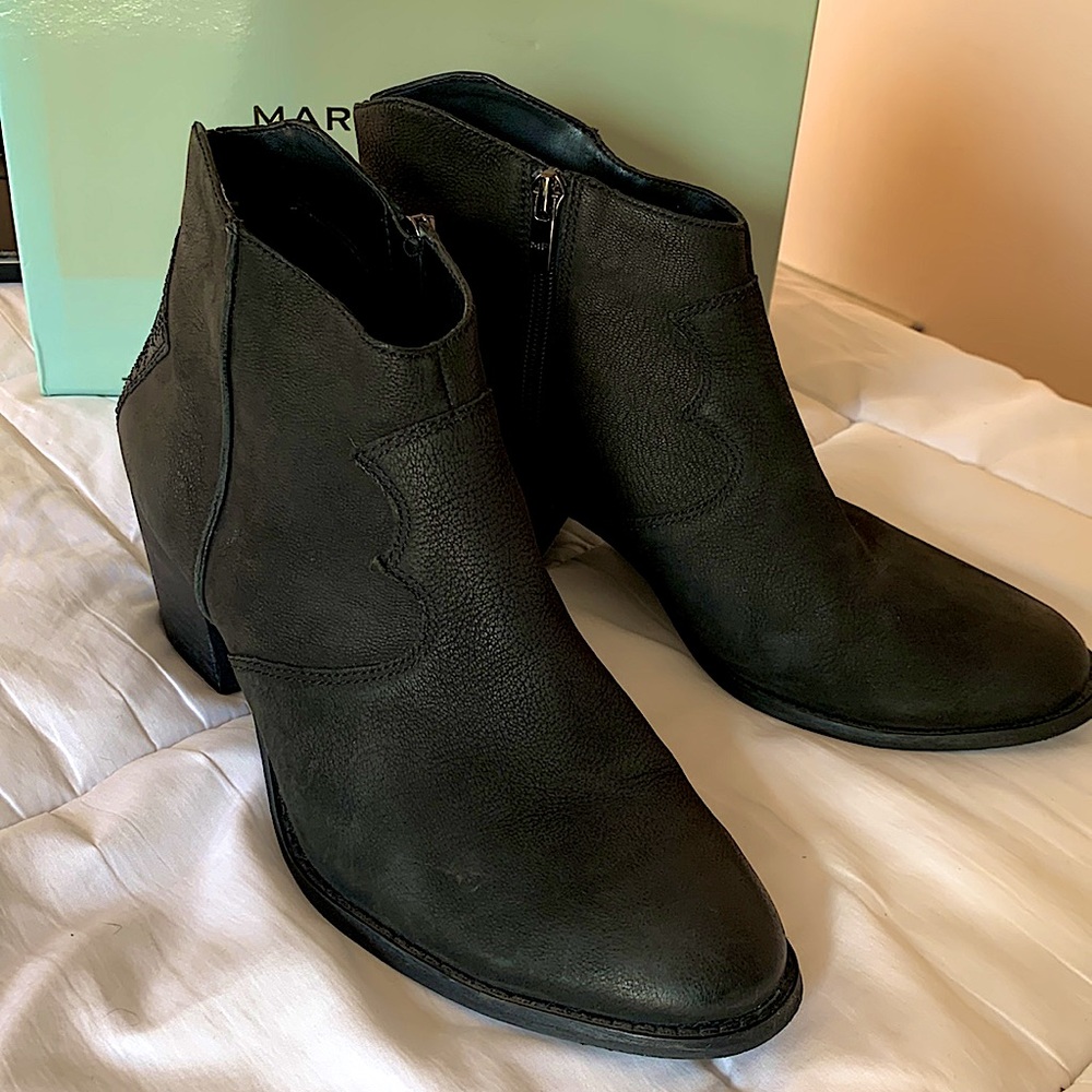 Marc Fisher Black Sueded Leather Western Ankle Boots Stefani Size 11